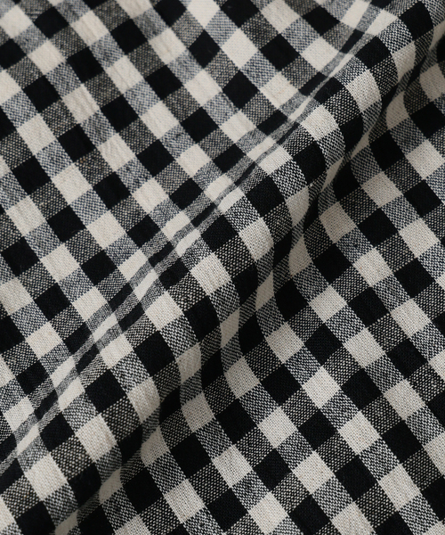 EDIFICE(エディフィス)の「コットンリネン ラウンド カラー シャツ(シャツ/ブラウス・メンズ・ブラック系その他/ブラック/ブラックミックス・2/3)」の10枚目の写真