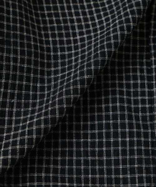 EDIFICE(エディフィス)の「コットンリネン ラウンド カラー シャツ(シャツ/ブラウス・メンズ・ブラック系その他/ブラック/ブラックミックス・2/3)」の6枚目の写真