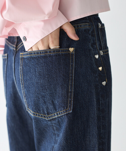 Firsthand（ファーストハンド）の「Firsthand/ファーストハンド ハートスタッズ カーヴィーデニム / ワイドシルエット（デニムパンツ・レディース・ブルー/ホワイト・X-SMALL/SMALL/MEDIUM）」の3枚目の写真