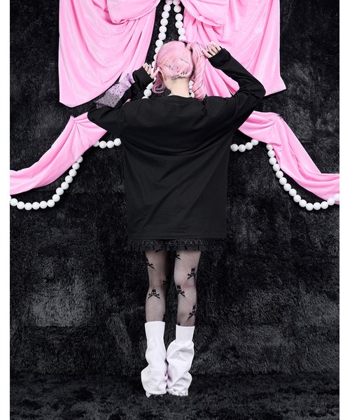 AVENCHUMU(アバンチュウム)の「Swirl heart illusutration long sleeve T-shirt(Tシャツ/カットソー・レディース・グレー/ブラック×ピンク/ブラック×ホワイト・FREE)」の8枚目の写真