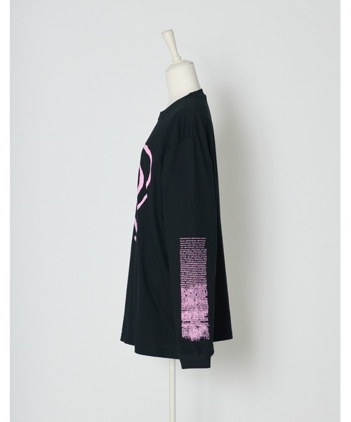 AVENCHUMU(アバンチュウム)の「Swirl heart illusutration long sleeve T-shirt(Tシャツ/カットソー・レディース・グレー/ブラック×ピンク/ブラック×ホワイト・FREE)」の10枚目の写真