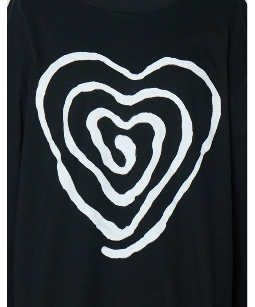 AVENCHUMU(アバンチュウム)の「Swirl heart illusutration long sleeve T-shirt(Tシャツ/カットソー・レディース・グレー/ブラック×ピンク/ブラック×ホワイト・FREE)」の17枚目の写真
