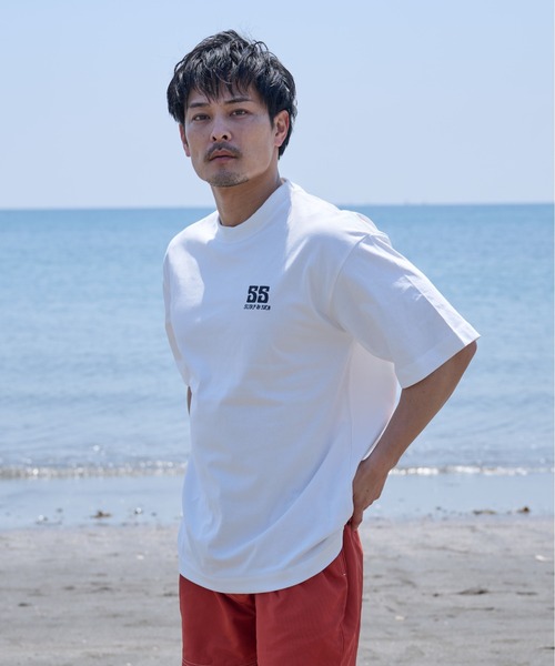 Sunny Smith(サニースミス)の「【SUNNY SMITH】SURF CLUB 両面刺繍Tシャツ(Tシャツ/カットソー・メンズ・ホワイト/スミクロ/アッシュグレー・MEDIUM/LARGE)」の18枚目の写真
