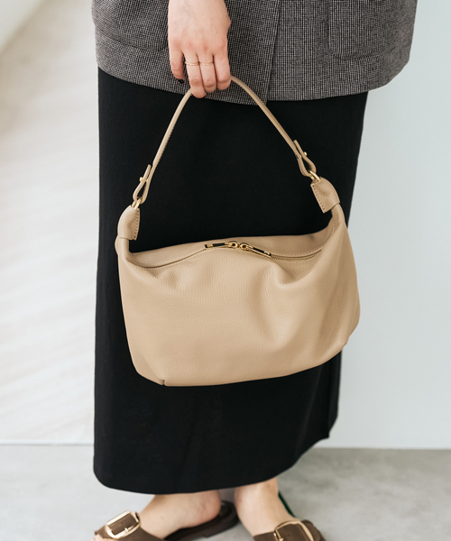 Spick & Span（スピックアンドスパン）の「《追加》MILOS / ミロス 別注2WAYショルダーバッグ*（ショルダーバッグ・レディース・ブラック/ベージュ系その他・FREE）」の4枚目の写真