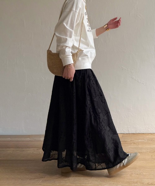 LBC（エルビーシー）の「パッチワーク風レースギャザーロングスカート（スカート・レディース・オフホワイト/ブラック・M）」の16枚目の写真