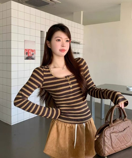AsheKsha(アシクシャ)の「修身長袖Tシャツ(Tシャツ/カットソー・レディース・ブラウン・M)」の5枚目の写真