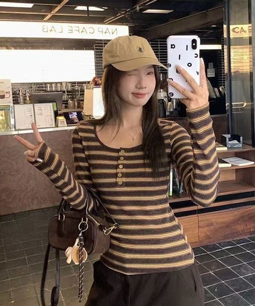 AsheKsha(アシクシャ)の「修身長袖Tシャツ(Tシャツ/カットソー・レディース・ブラウン・M)」の14枚目の写真