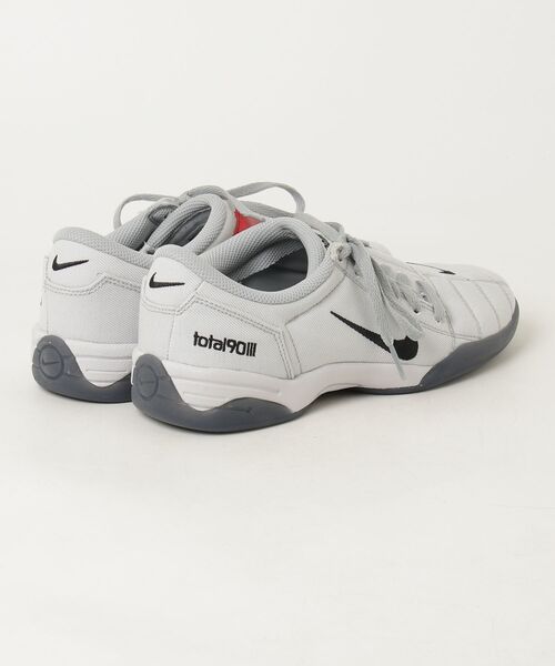 NIKE（ナイキ）の「NIKE/ナイキ ﾄｰﾀﾙ 90 PRM（スニーカー・メンズ・グレー・26cm/26.5cm/27cm/27.5cm/28cm）」の2枚目の写真