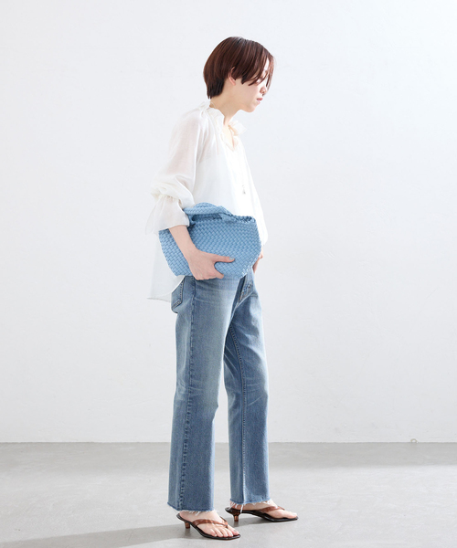 IENA(イエナ)の「BLACK クロップドデニムパンツ(デニムパンツ・レディース・ブラック/ブルー・36/34/38)」の17枚目の写真
