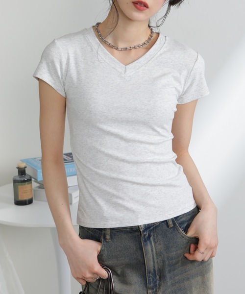 pumpkin port（パンプキンポート）の「Vネック 半袖Tシャツ（Tシャツ/カットソー・レディース・グレー/ブラック/アイボリー・M）」の12枚目の写真