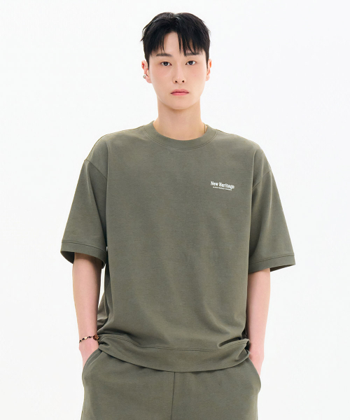 CHASECULT(チェイスカルト)の「共用クーリングコットン半袖スウェットTシャツ-FBRU5811D0V(Tシャツ/カットソー・メンズ・カーキ・100/105/110/95)」の1枚目の写真