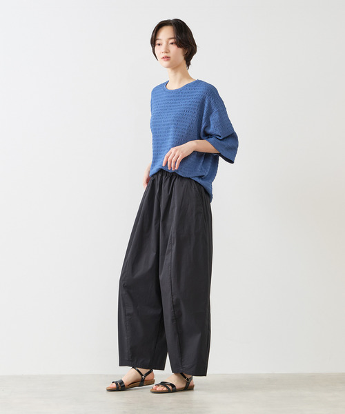 MELROSE claire(メルローズ クレール)の「【ふくれ地柄ドルマンカットプルオーバー】(Tシャツ/カットソー・レディース・オフホワイト/ブルー/チャコールグレー・FREE)」の9枚目の写真