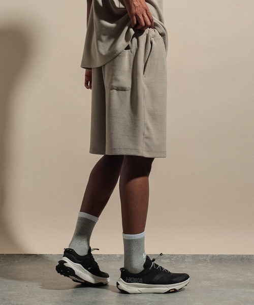 NUMERALS（ヌメラルズ）の「[NUMERALS]WAFFLE SHORTS（その他パンツ・メンズ・カーキ/ブラック/ベージュ・MEDIUM/LARGE）」の14枚目の写真