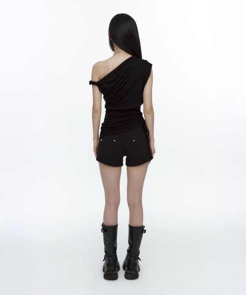 ROUGHNECK(ラフネック)の「Twist Strap Shirring Top Black(Tシャツ/カットソー・レディース・その他・SMALL/MEDIUM)」の4枚目の写真