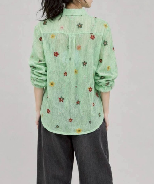 KAMINARI_TOKIO(カミナリトキオ)の「総柄シャツ(シャツ/ブラウス・レディース・ホワイト/ブラック/ダークグリーン/ベージュ/ピンク/グリーン・FREE)」の18枚目の写真