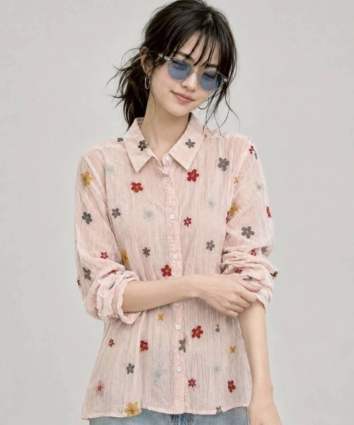 KAMINARI_TOKIO(カミナリトキオ)の「総柄シャツ(シャツ/ブラウス・レディース・ホワイト/ブラック/ダークグリーン/ベージュ/ピンク/グリーン・FREE)」の14枚目の写真