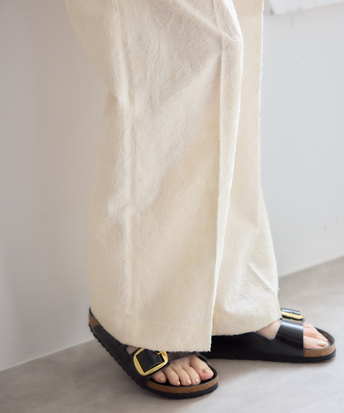U by SPICK&SPAN（ユーバイスピックアンドスパン）の「ジャガードタックパンツ（スラックス・レディース・カーキ/ホワイト・38/36）」の12枚目の写真
