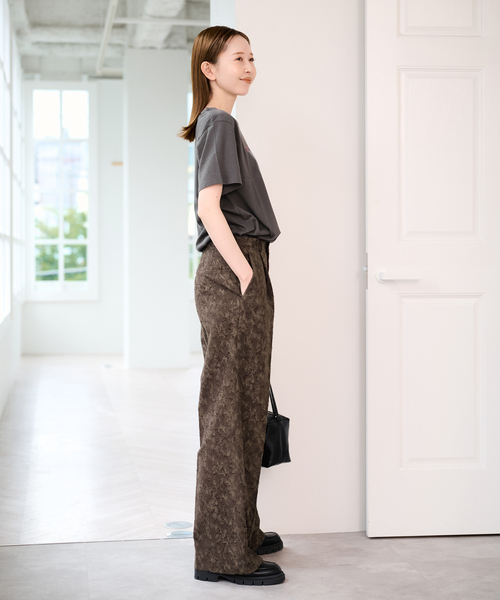 U by SPICK&SPAN（ユーバイスピックアンドスパン）の「ジャガードタックパンツ（スラックス・レディース・カーキ/ホワイト・38/36）」の15枚目の写真