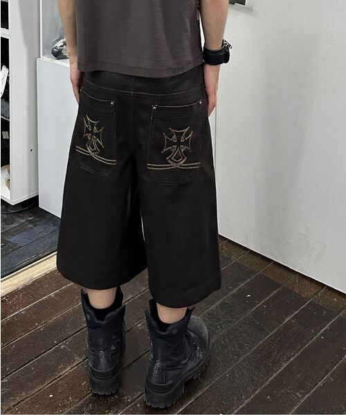 OPUS 0012(オーパス0012)の「Op. 08 DUNE LEATHER MAXI SHORTS BROWN(その他パンツ・メンズ・その他・SMALL/MEDIUM/LARGE)」の9枚目の写真