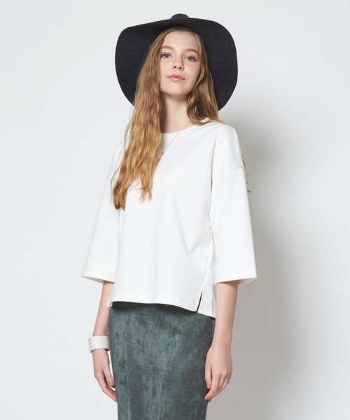 titivate（ティティベイト）の「ﾎﾟﾝﾁ素材ﾎﾞｯｸｽｶｯﾄｿ-（Tシャツ/カットソー・レディース・杢グレー/ライトブルー/ホワイト/ベージュ/ネイビー/ピンク・FREE）」の2枚目の写真