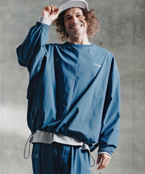 GLIMCLAP(グリムクラップ)の「mlt5755-Ripstop & Stretch Nylon Crew ロングスリーブプルオーバー(211-003-gla-cg)(Tシャツ/カットソー・メンズ・ブルー/ブラック・M/L/S)」の1枚目の写真