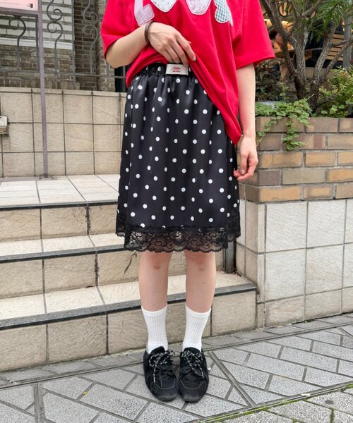 信義です。ウーピークローゼットスカート 2点 w closet｜ダブルクローゼットのスカート（ブラック/黒色系・無地