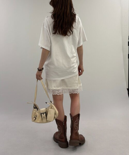 w closet(ダブルクローゼット)の「サテンレーススカート(スカート・レディース・オフホワイト/ブラック系その他/ホワイト系その他・MEDIUM/SMALL)」の19枚目の写真