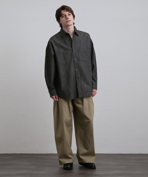 tk.TAKEO KIKUCHI(ティーケータケオキクチ)の「【色褪せしにくいデニム】Comfy Fadeless Denim Seriesデニムシャツ(シャツ/ブラウス・メンズ・ブラック/ネイビー・02/03)」の7枚目の写真