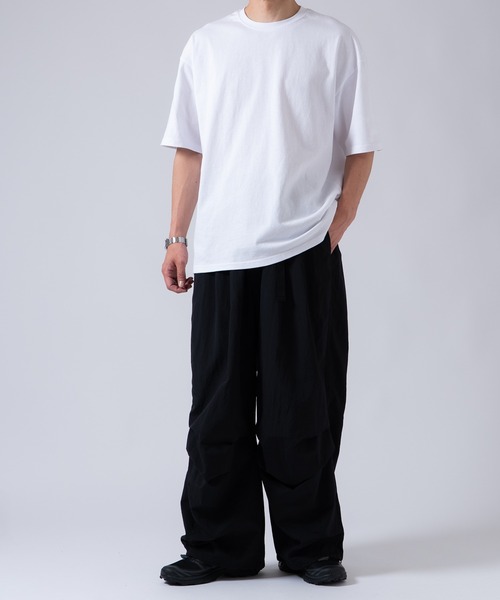 OXA(オグザ)の「【2パック】オーバーサイズ無地半袖Tシャツ SIDE23-145(Tシャツ/カットソー・メンズ・ホワイト×ブラック/ブラック/ホワイト・LARGE/MEDIUM/SMALL/X-LARGE)」の17枚目の写真