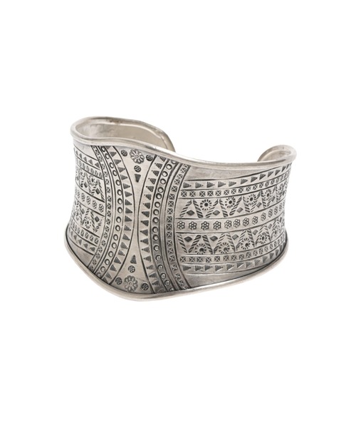 YArKA（ヤーカ）の「【YArKA×KAREN】collaboration bangle YK2410NGB5309（バングル/リストバンド・レディース・シルバー・FREE）」の3枚目の写真