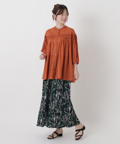 one'sterrace(ワンズテラス)の「【ワンズテラスオリジナル】リゾート レーヨンクレープ柄パンツ(その他パンツ・レディース・グリーン系その他6/ブラック系8/その他・02)」の9枚目の写真
