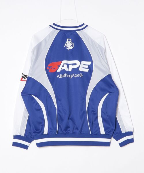 A BATHING APE(アベイシングエイプ)の「BAPE SOCCER LOGO WARM UP RELAXED FIT LS TEE(Tシャツ/カットソー・メンズ・ブルー/ブラック・SMALL/MEDIUM/LARGE/XX-LARGE/X-LARGE)」の11枚目の写真