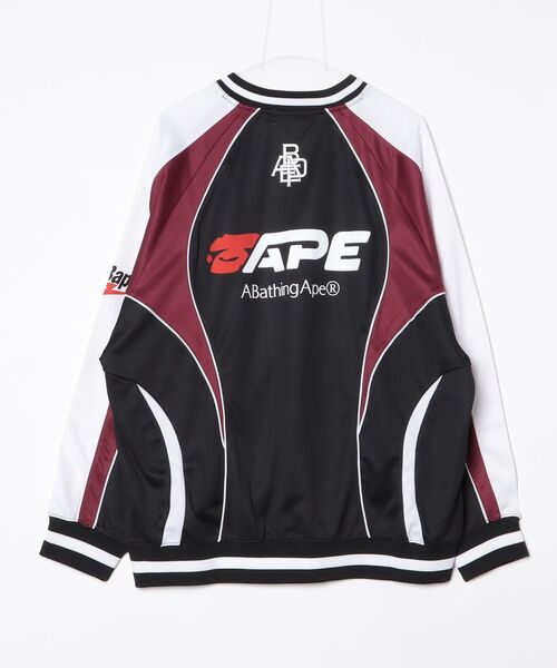 A BATHING APE(アベイシングエイプ)の「BAPE SOCCER LOGO WARM UP RELAXED FIT LS TEE(Tシャツ/カットソー・メンズ・ブルー/ブラック・SMALL/MEDIUM/LARGE/XX-LARGE/X-LARGE)」の12枚目の写真