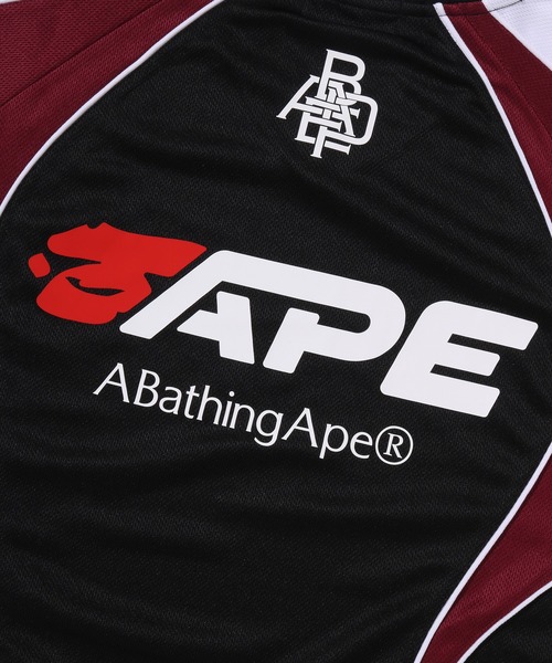 A BATHING APE(アベイシングエイプ)の「BAPE SOCCER LOGO WARM UP RELAXED FIT LS TEE(Tシャツ/カットソー・メンズ・ブルー/ブラック・SMALL/MEDIUM/LARGE/XX-LARGE/X-LARGE)」の7枚目の写真