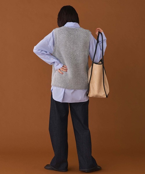 Gready Brilliant(グレディブリリアン)の「ラメシャギーベスト(ニット/セーター・レディース・グレー/ベージュ・38)」の15枚目の写真