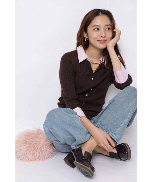 JUSGLITTY(ジャスグリッティー)の「シャツカラーケーブルニット(ニット/セーター・レディース・ブラウン/ネイビー/キャメル・2)」の18枚目の写真
