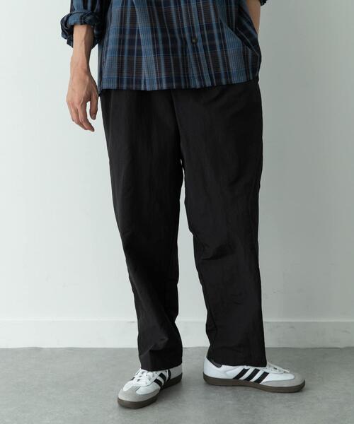 URBAN RESEARCH Sonny Label(アーバンリサーチサニーレーベル)の「撥水ナイロンオーバーパンツ(その他パンツ・メンズ・チャコールグレー/ブラック/ベージュ系その他・MEDIUM/LARGE)」の18枚目の写真