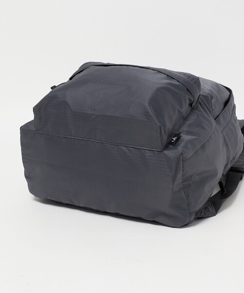 UNITED ARROWS(ユナイテッドアローズ)の「【別注】<LC by LOWERCASE>RIP STOP 20L/バックパック(バックパック/リュック・メンズ・ダークグレー・FREE)」の8枚目の写真