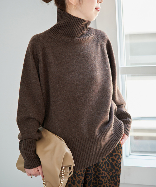 Spick & Span(スピックアンドスパン)の「ウールカシミヤハイネックプルオーバー(ニット/セーター・レディース・グレー/ブラウン/ブルー/ベージュ系その他/ピンク系その他・FREE)」の2枚目の写真