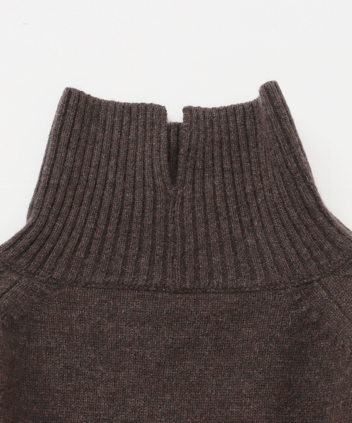 Spick & Span(スピックアンドスパン)の「ウールカシミヤハイネックプルオーバー(ニット/セーター・レディース・グレー/ブラウン/ブルー/ベージュ系その他/ピンク系その他・FREE)」の9枚目の写真