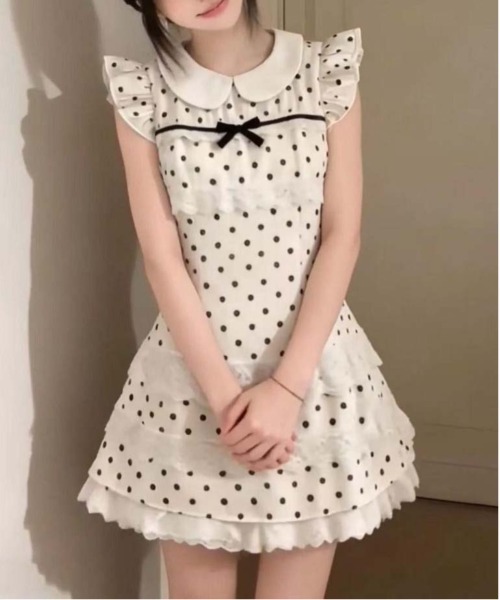 gossip!ロサンゼルス(ゴシップロサンゼルス)の「水玉柄 ピーターパンカラー フリルスリーブ レースヘム ミニワンピース(ワンピース・レディース・ホワイト・M/S)」の18枚目の写真