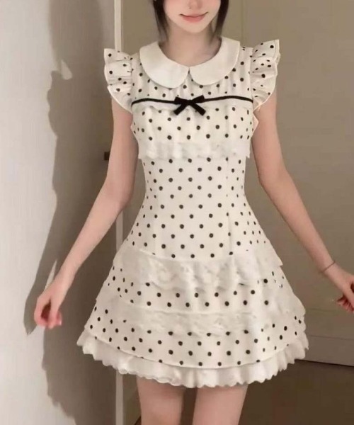 gossip!ロサンゼルス(ゴシップロサンゼルス)の「水玉柄 ピーターパンカラー フリルスリーブ レースヘム ミニワンピース(ワンピース・レディース・ホワイト・M/S)」の19枚目の写真
