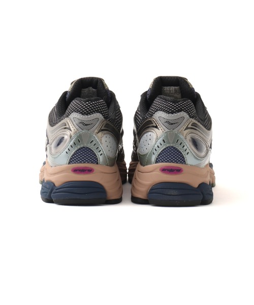 Saucony（サッカニー）の「Saucony Progrid Omni 9 / サッカニー プログリッドオムニ9（スニーカー・メンズ・ネイビー・24.0cm/29.0cm/28.5cm/25.5cm/25.0cm/28.0cm/27.5cm/27.0cm/26.5cm/26.0cm/24.5cm）」の5枚目の写真