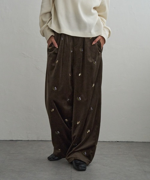 notch.（ノッチ）の「花柄刺繍ベロアパンツ（その他パンツ・レディース・ブラック/アイボリー/ブラウン・TM/M）」の12枚目の写真