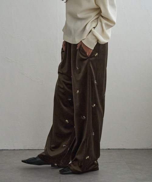 notch.（ノッチ）の「花柄刺繍ベロアパンツ（その他パンツ・レディース・ブラック/アイボリー/ブラウン・TM/M）」の13枚目の写真
