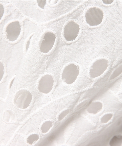 LBC（エルビーシー）の「コットンシフリードロップブラウス        （シャツ/ブラウス・レディース・ブラック/オフホワイト・LARGE/MEDIUM）」の8枚目の写真