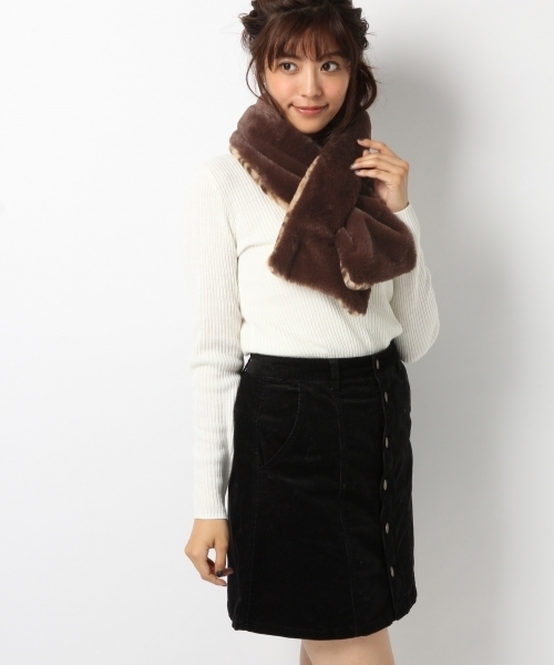 Heather（ヘザー）の「フェイクファーティペット　735000（マフラー・レディース・ブラウン系その他/ピンク系その他/グレー/ホワイト・ONE SIZE）」の8枚目の写真