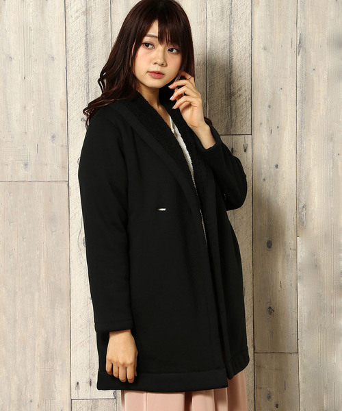 LBC(エルビーシー)の「裏ボア衿ボリュームコート(その他アウター・レディース・グレー/モカ/ブラック・LARGE/MEDIUM)」の2枚目の写真