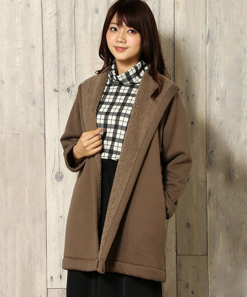 LBC(エルビーシー)の「裏ボア衿ボリュームコート(その他アウター・レディース・グレー/モカ/ブラック・LARGE/MEDIUM)」の1枚目の写真