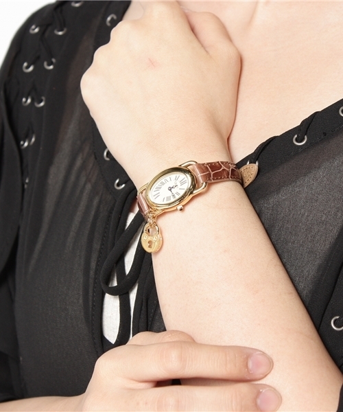 nano・universe（ナノユニバース）の「LB/Oval gold plated watch 